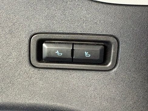 Used 2025 Ford Expedition Platinum image 20