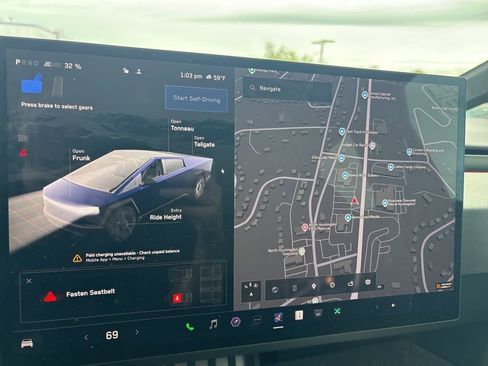 Used 2024 Tesla Cybertruck AWD Crew Cab image 24