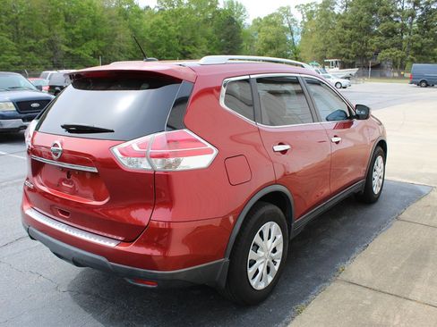 Used 2016 Nissan Rogue S w/ Appearance Package image 3