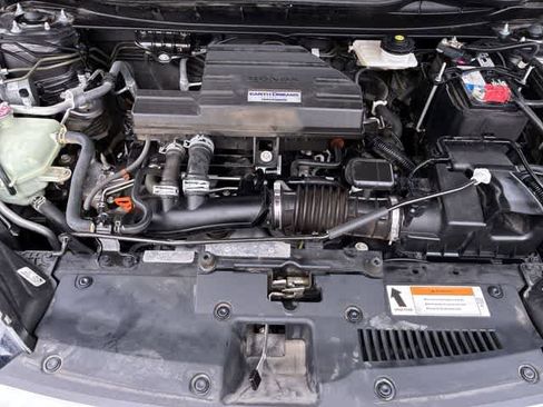 Used 2018 Honda CR-V Touring image 15