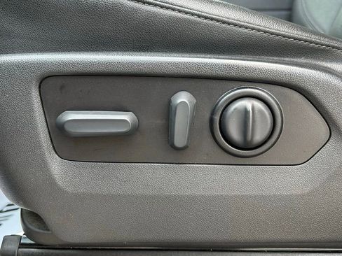 Used 2022 Chevrolet Silverado 1500 RST w/ Convenience Package II image 23