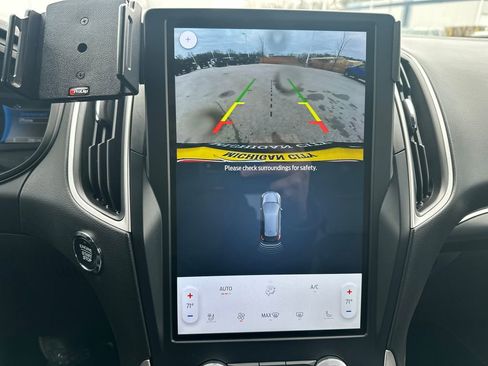 Used 2024 Ford Edge ST-Line image 9