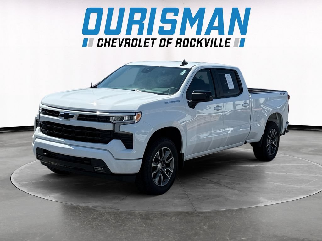 Used 2025 Chevrolet Silverado 1500 RST AWD/4WD image 2