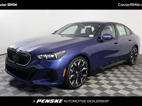 Used 2026 BMW 530i w/ M Sport Package RWD image 1