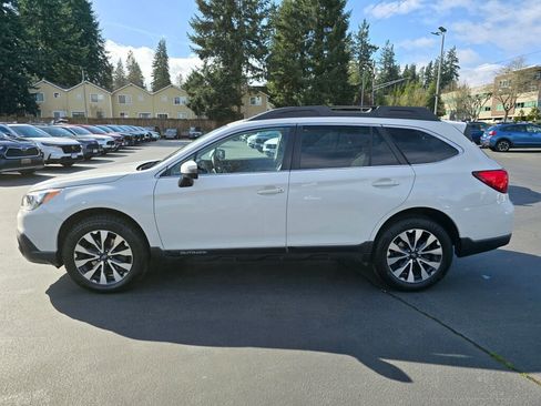 Used 2016 Subaru Outback 2.5i Limited image 20