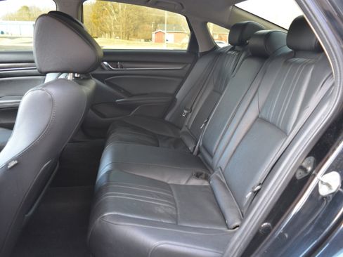 Used 2020 Honda Accord EX-L image 12