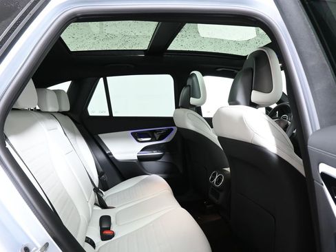 New 2026 Mercedes-Benz GLC 300 4MATIC image 19