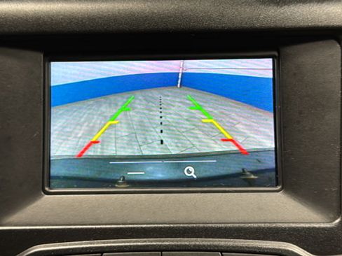 Used 2017 Ford Fusion SE FWD image 14