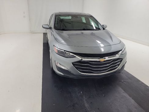 Used 2024 Chevrolet Malibu LT FWD image 14