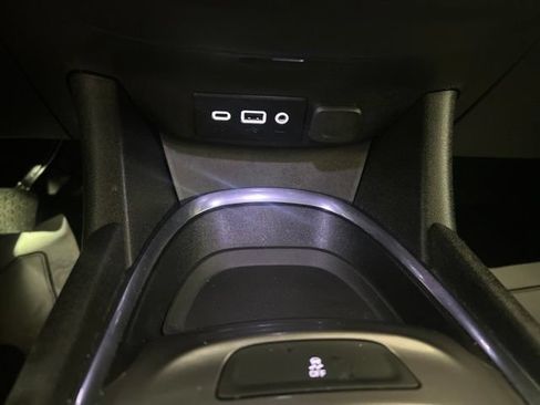 Used 2023 Chevrolet Malibu LT FWD image 31
