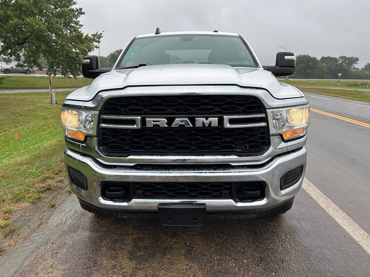 Used 2023 RAM 2500 Tradesman w/ Chrome Appearance Group AWD/4WD image 10