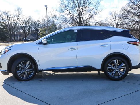 Used 2019 Nissan Murano Platinum w/ Cargo Package image 4