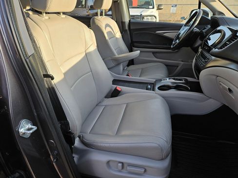 Used 2021 Honda Pilot Black Edition image 34