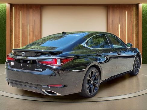 Used 2023 Lexus ES 350 F Sport w/ Accessory Package (Z2) FWD image 33
