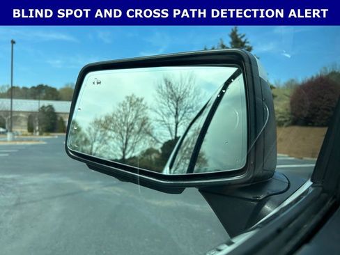 Used 2020 Chevrolet Silverado 1500 High Country w/ Technology Package image 7