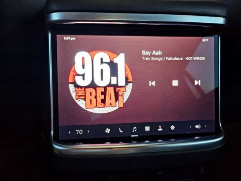 Used 2023 Tesla Model X Plaid image 58