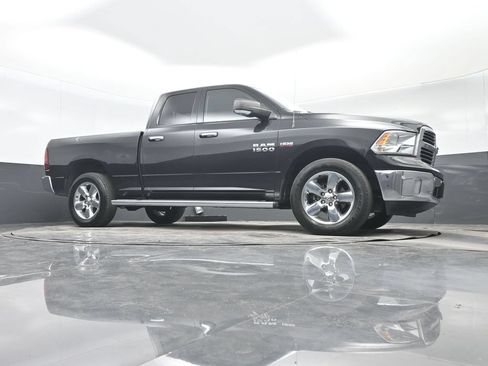 Used 2017 RAM 1500 Big Horn AWD/4WD image 23