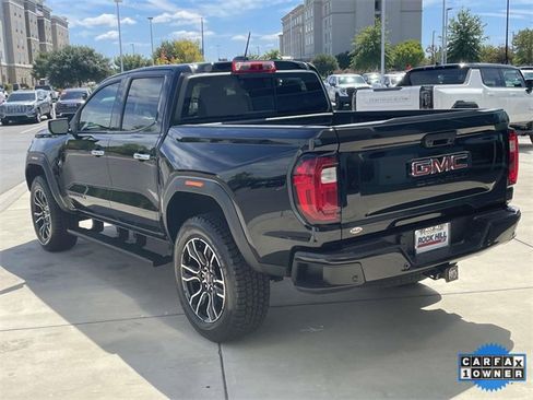 Used 2023 GMC Canyon Denali w/ Denali Black Edition image 8
