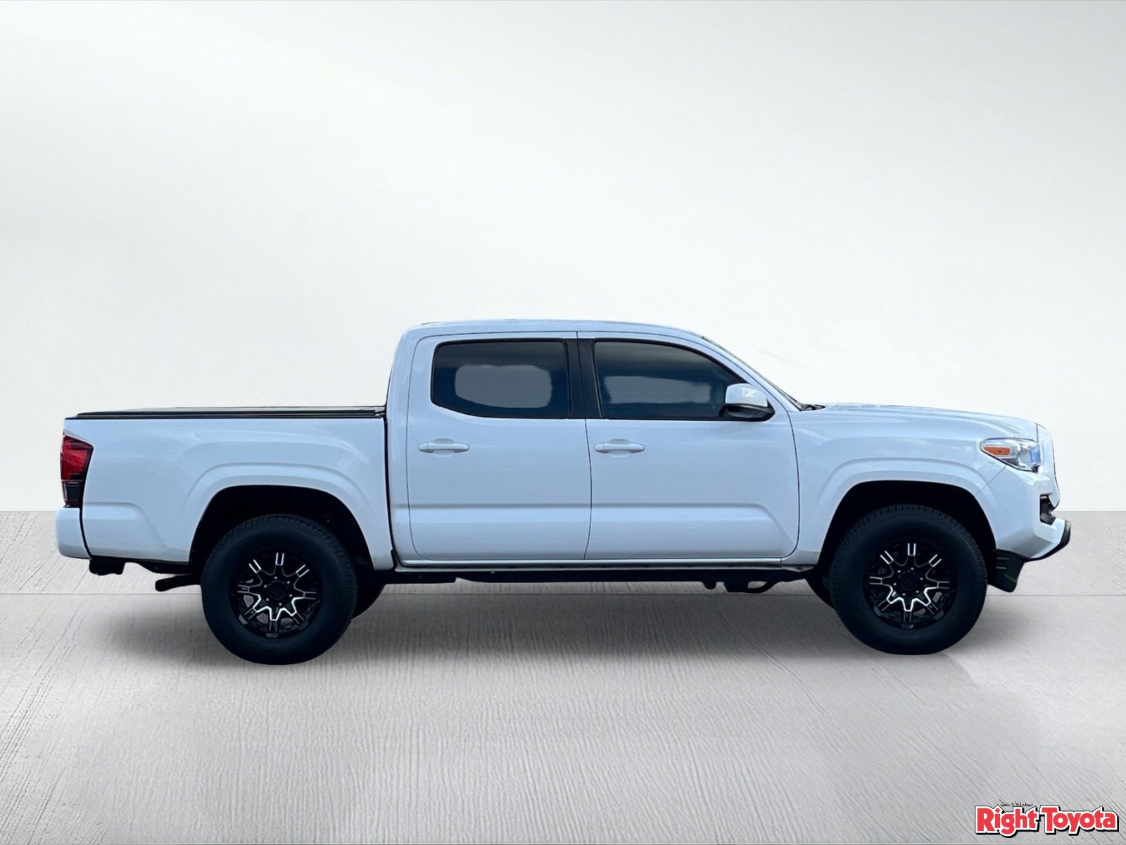 Used 2019 Toyota Tacoma SR w/ SR Convenience Package AWD/4WD image 8