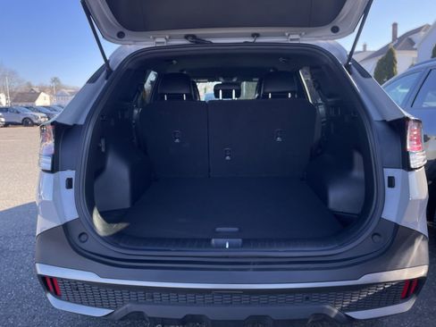 Certified 2023 Kia Sportage X-Line image 11