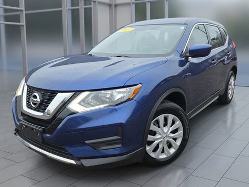 Certified 2017 Nissan Rogue S image 1
