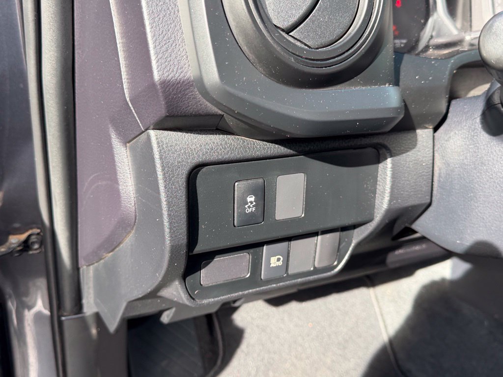 Certified 2020 Toyota Tacoma SR w/ SX Package RWD image 15