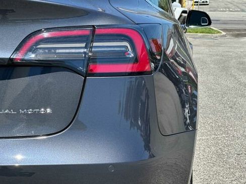 Used 2019 Tesla Model 3 Long Range image 26