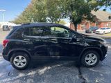 Used 2019 Chevrolet Trax LT w/ LT Convenience Package image 2
