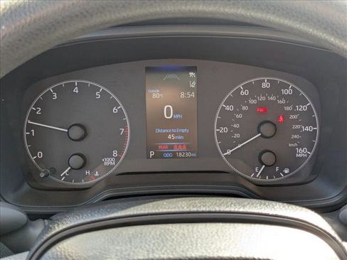 Used 2025 Toyota Corolla LE image 3