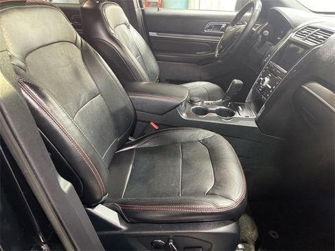 Used 2018 Ford Explorer Sport w/ Equipment Group 401A image 26