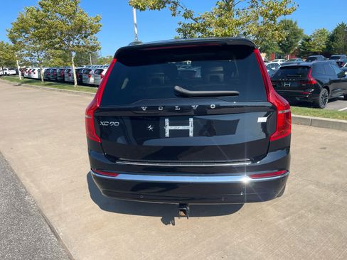 Used 2024 Volvo XC90 T8 Ultimate w/ Protection Package image 6