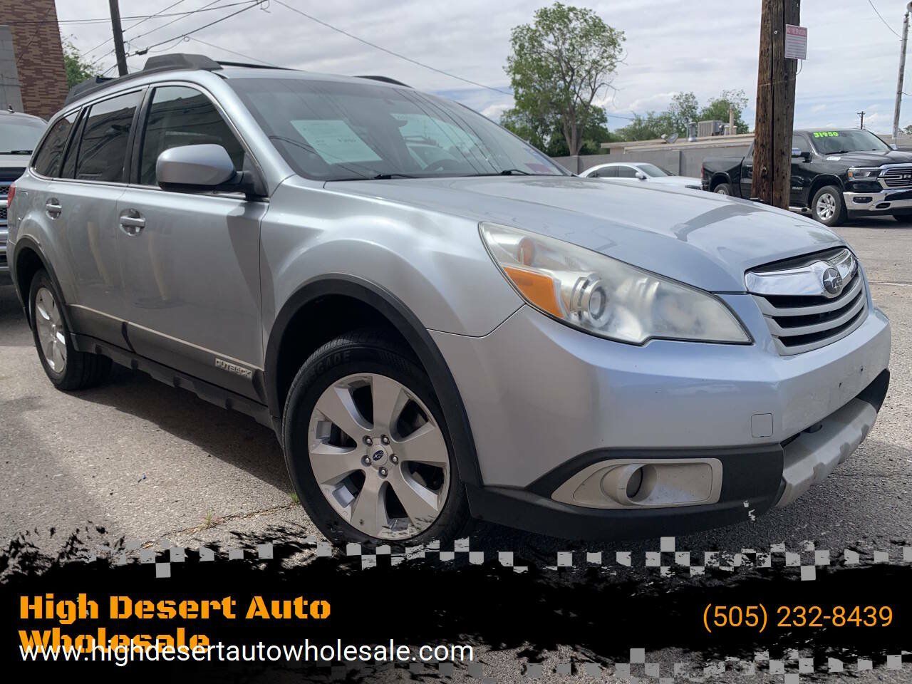 Used 2012 Subaru Outback 2.5i Limited AWD/4WD image 1