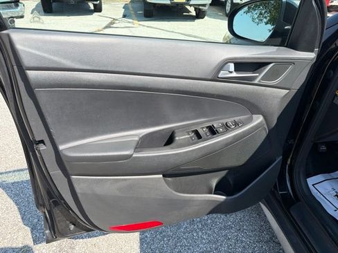 Used 2017 Hyundai Tucson Sport FWD image 20