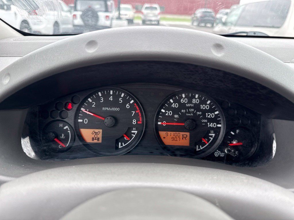 Used 2018 Nissan Frontier SV AWD/4WD image 14