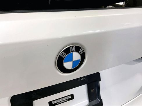 Used 2021 BMW X5 M50i w/ Premium Package image 30