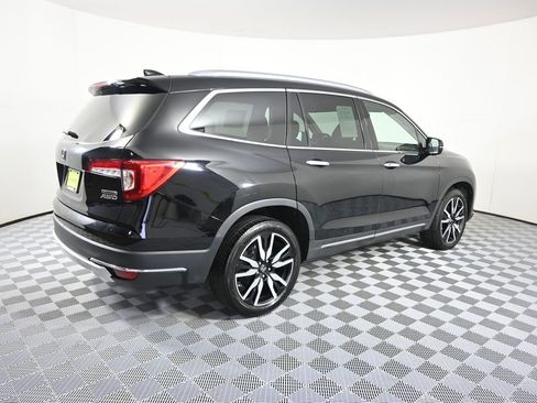 Used 2021 Honda Pilot Touring image 6