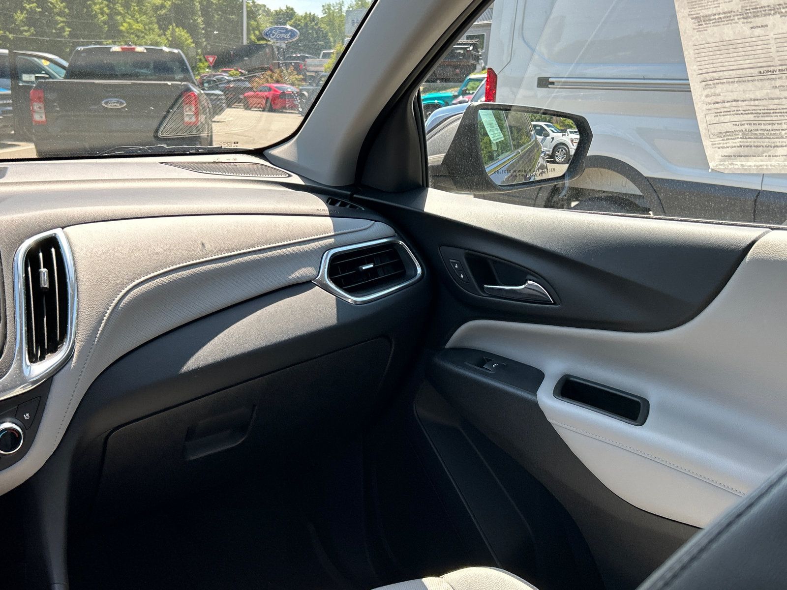 Used 2019 Chevrolet Equinox Premier AWD/4WD image 25