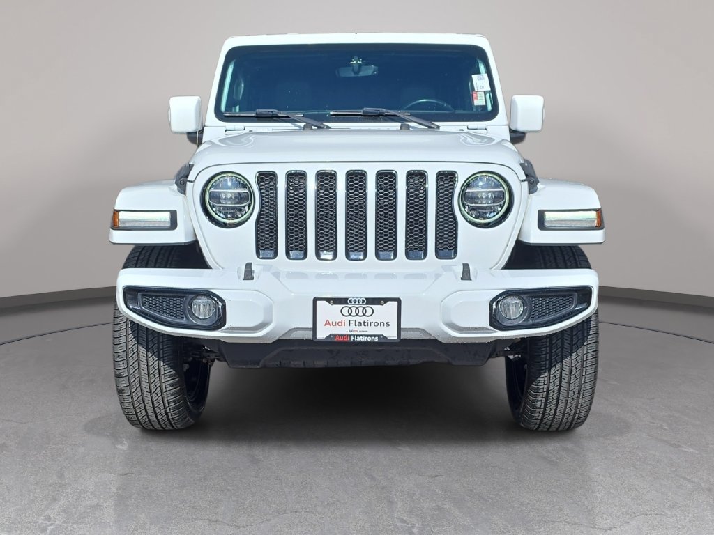 Used 2021 Jeep Wrangler Unlimited Sahara AWD/4WD image 3