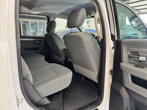 Used 2016 RAM 1500 Classic SLT w/ Protection Group AWD/4WD image 23