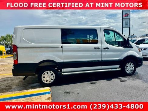 Used 2025 Ford Transit 250 Low Roof w/ Exterior Upgrade Package RWD image 10