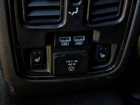 Used 2019 Dodge Durango R/T w/ Blacktop Package image 28