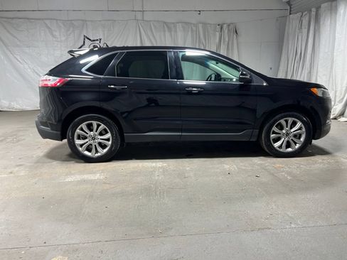 Used 2024 Ford Edge Titanium AWD/4WD image 8