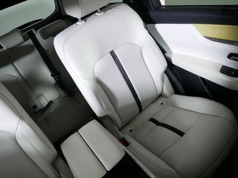 Certified 2026 MAZDA CX-90 3.3 Turbo S w/ Premium Plus image 14