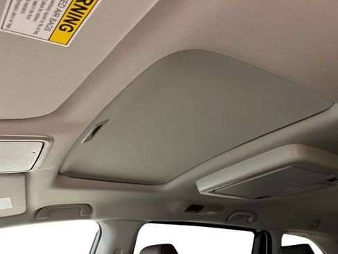 New 2026 Honda Odyssey Touring image 22