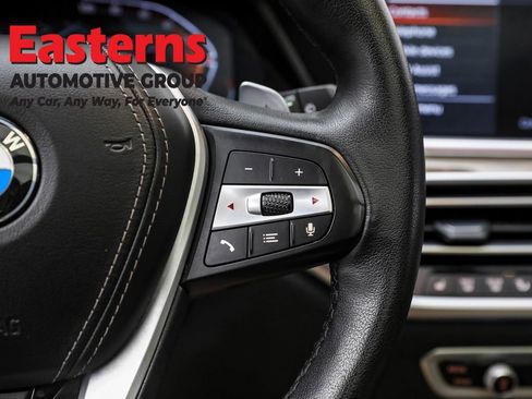 Used 2022 BMW X5 xDrive40i w/ Premium Package image 16