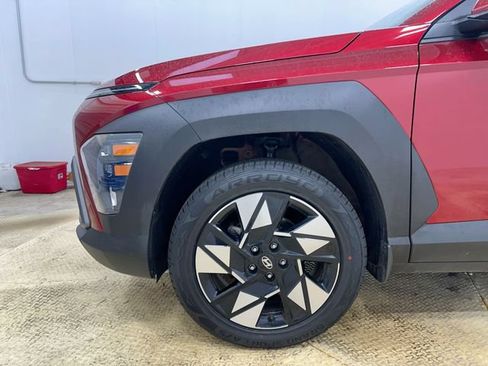 Used 2024 Hyundai Kona SEL AWD/4WD image 19