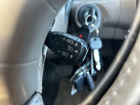 Used 2007 Toyota Sequoia SR5 image 21