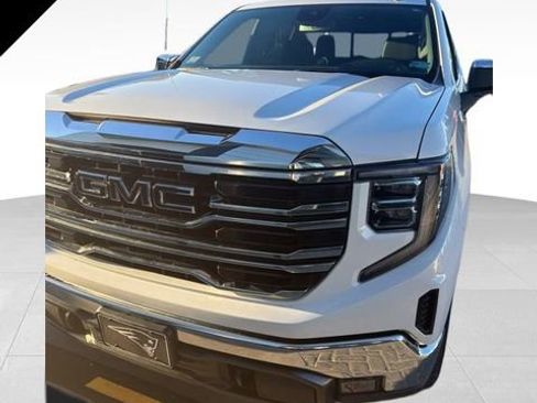 Used 2023 GMC Sierra 1500 SLT w/ SLT Premium Package image 1