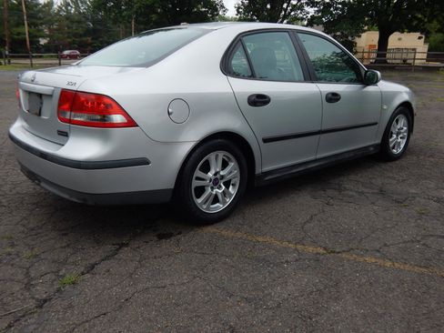 Used 2005 Saab 9-3 Linear image 4