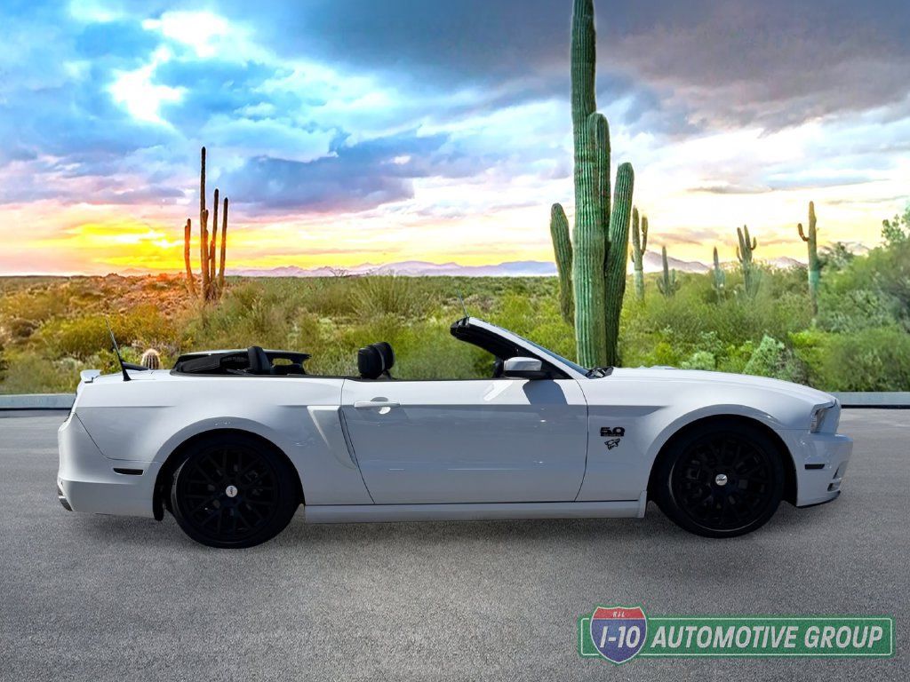 Used 2014 Ford Mustang GT Premium RWD image 3